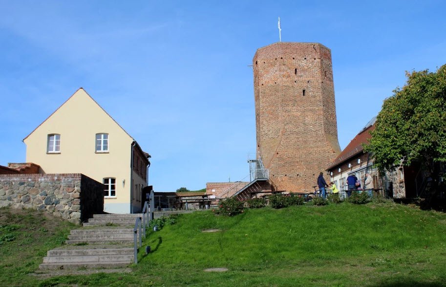 Löcknitz Castle, Löcknitz, Germany, Germany